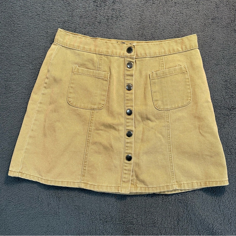 Vintage BDG beige corduroy skirt